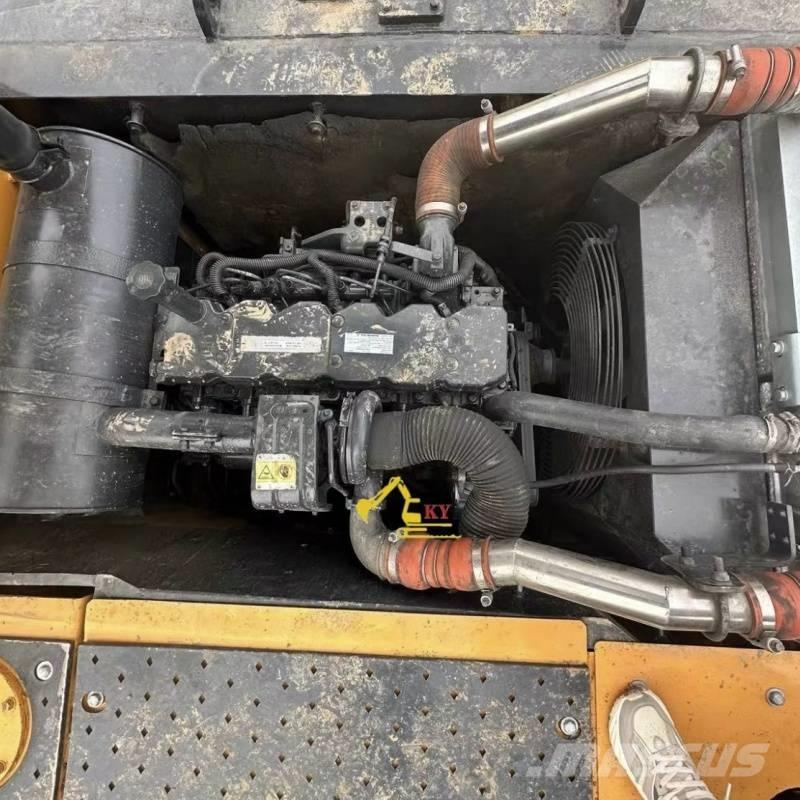 Hyundai 225VS Kāpurķēžu ekskavatori