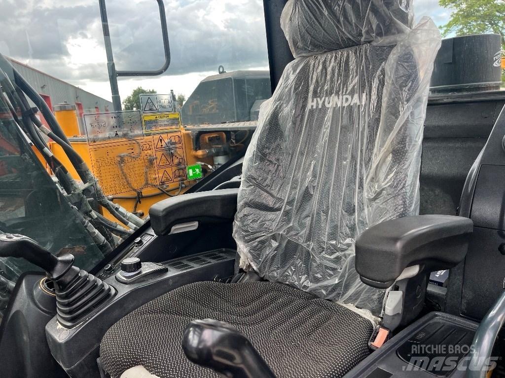 Hyundai HX 140 AL Kāpurķēžu ekskavatori