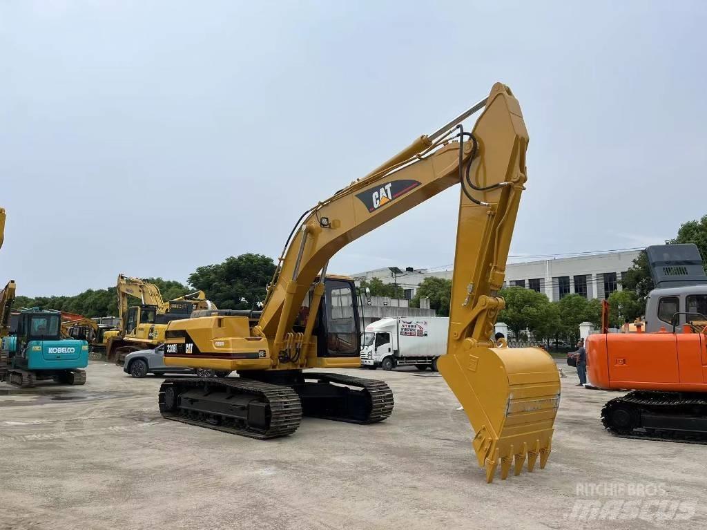 CAT 320 B L Kāpurķēžu ekskavatori