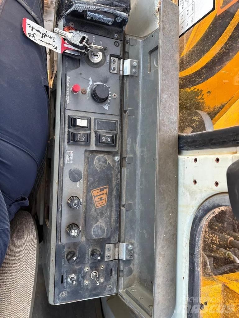 JCB JS130W Ekskavatori uz riteņiem