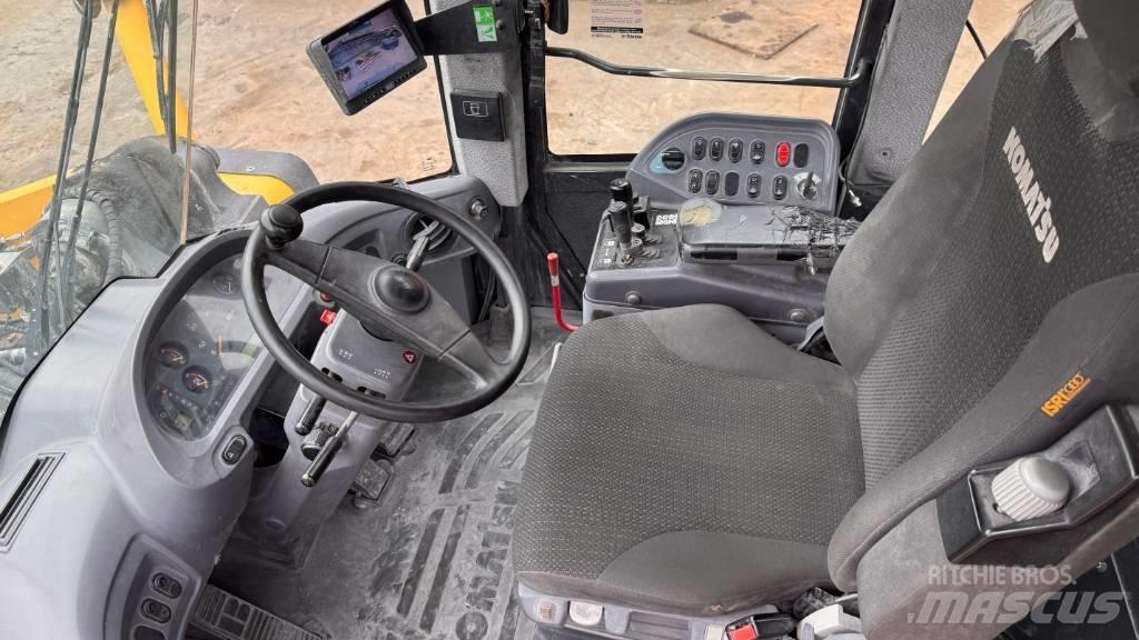 Komatsu WA 480-6 Iekrāvēji uz riteņiem