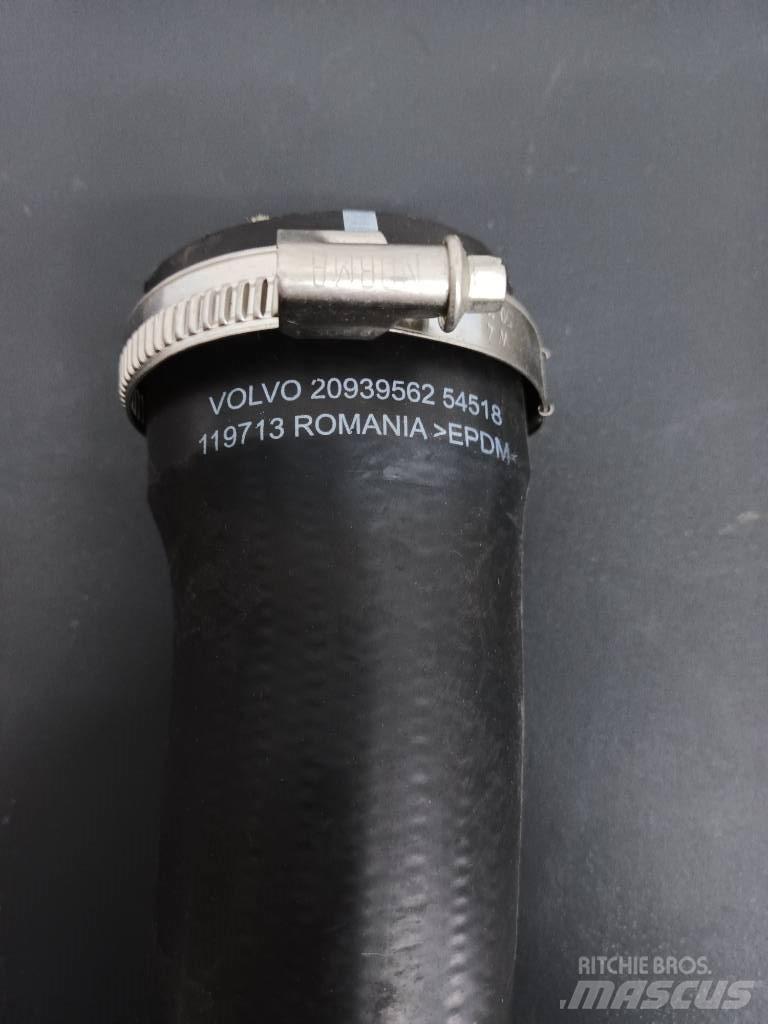 Volvo PIPE 20939562 Dzinēji