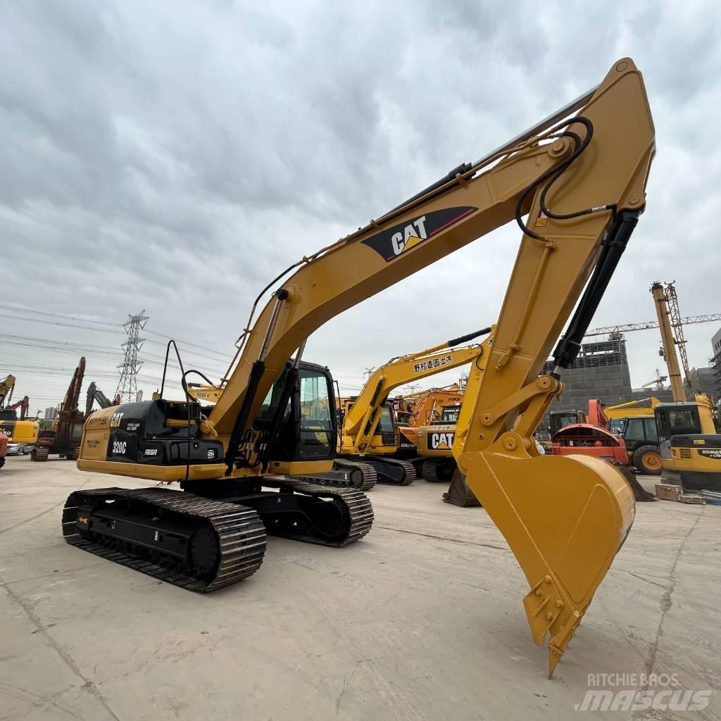 CAT 320C Kāpurķēžu ekskavatori