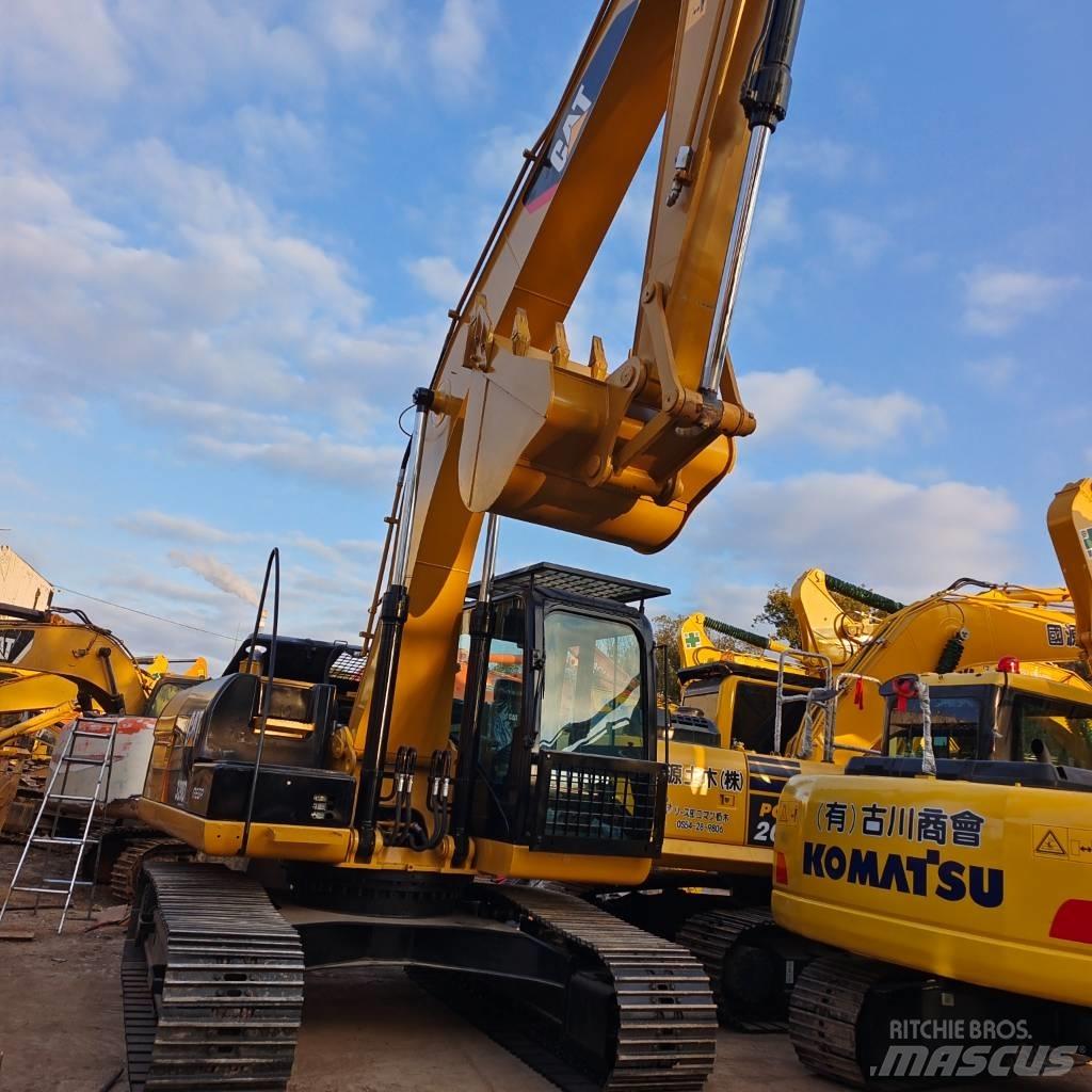 CAT 320 D Kāpurķēžu ekskavatori