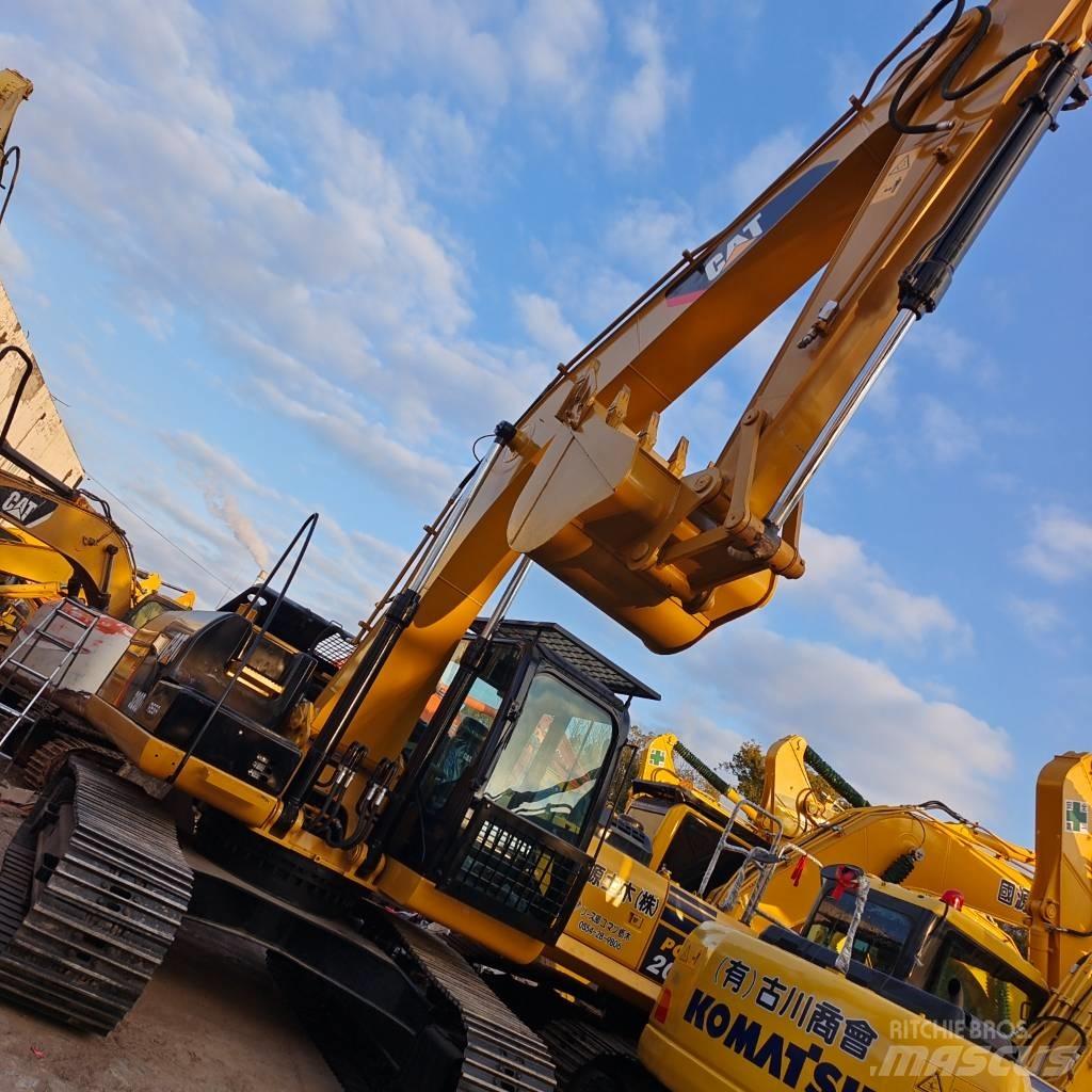 CAT 320 D Kāpurķēžu ekskavatori