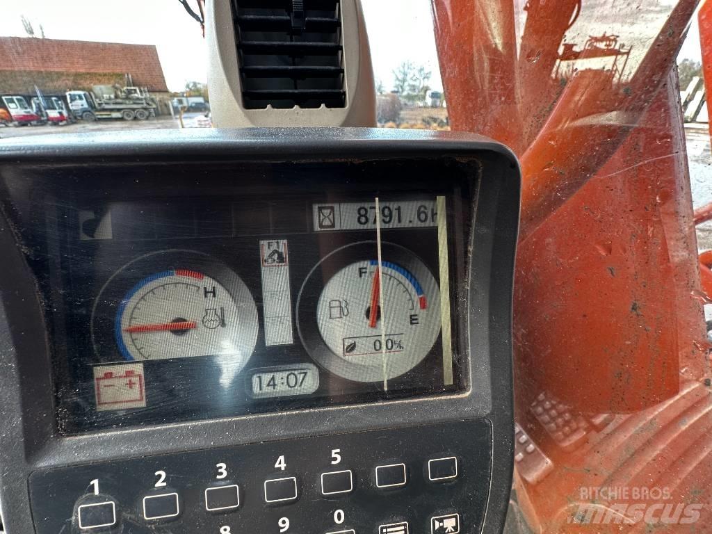 Hitachi ZX 280 LC N Kāpurķēžu ekskavatori