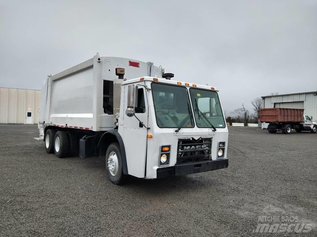 Mack LEU613 Atkritumu izvešanas transports