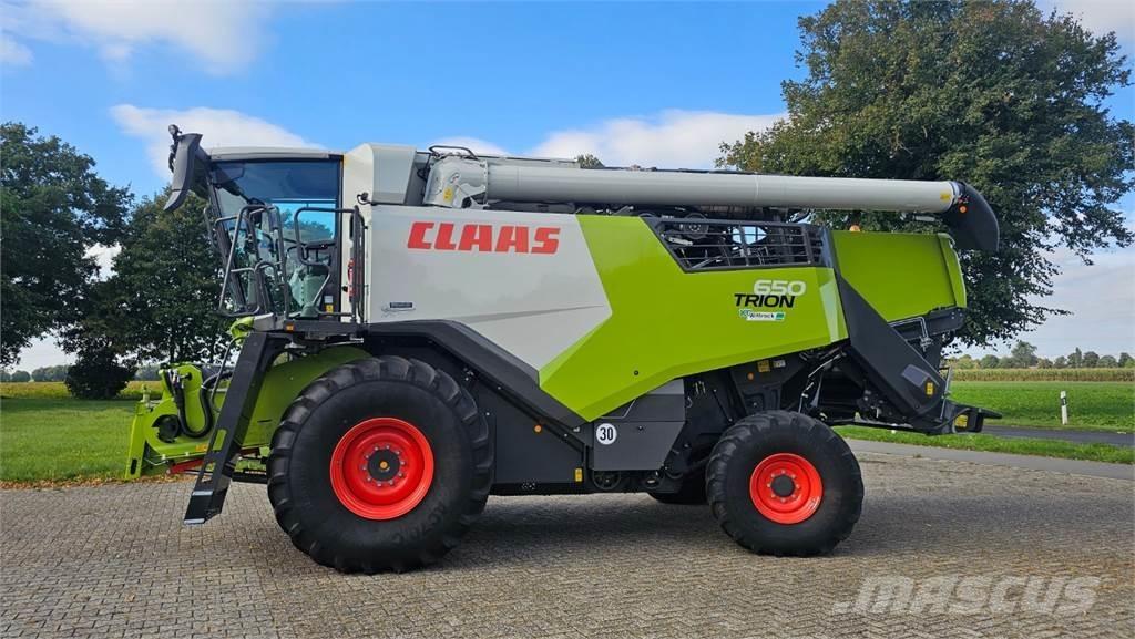 CLAAS Trion 650 Ražas novākšanas kombaini