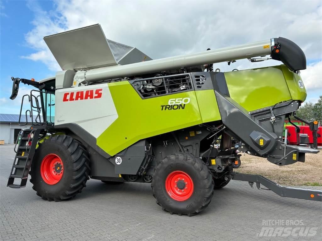 CLAAS Trion 650 Ražas novākšanas kombaini