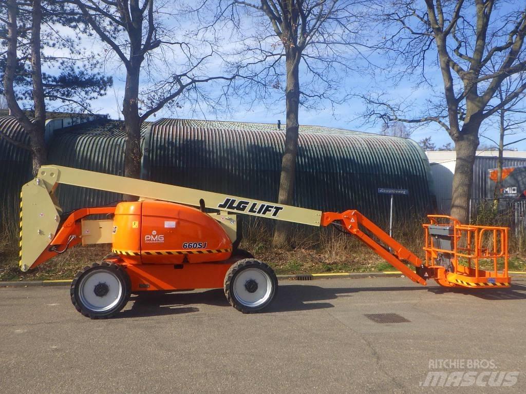 JLG 600AJ Strēles pacēlāji