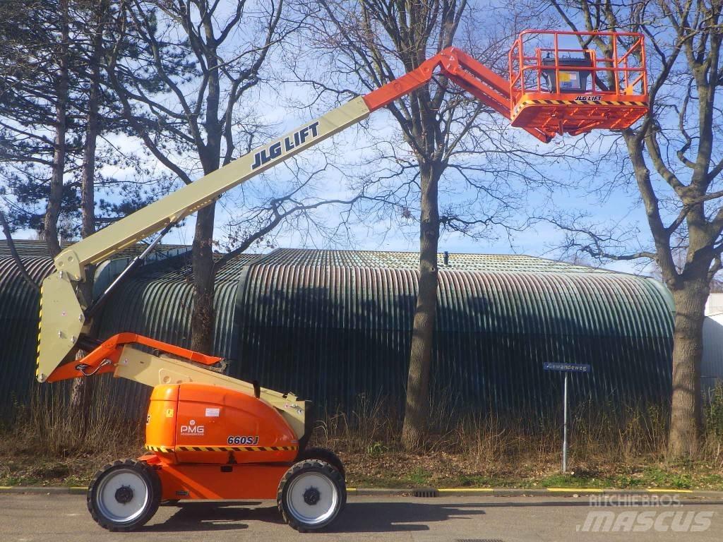 JLG 600AJ Strēles pacēlāji