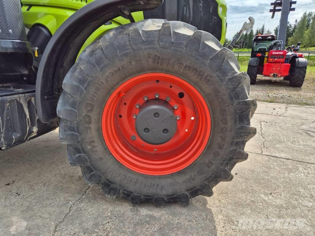 CLAAS Axion 930 Traktori