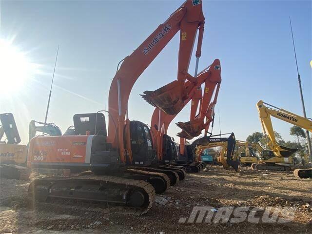Hitachi ZX240H Kāpurķēžu ekskavatori