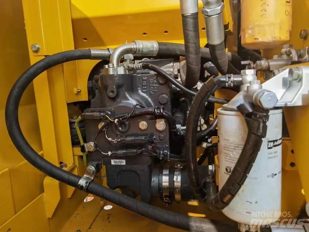 Komatsu PC 110 Kāpurķēžu ekskavatori