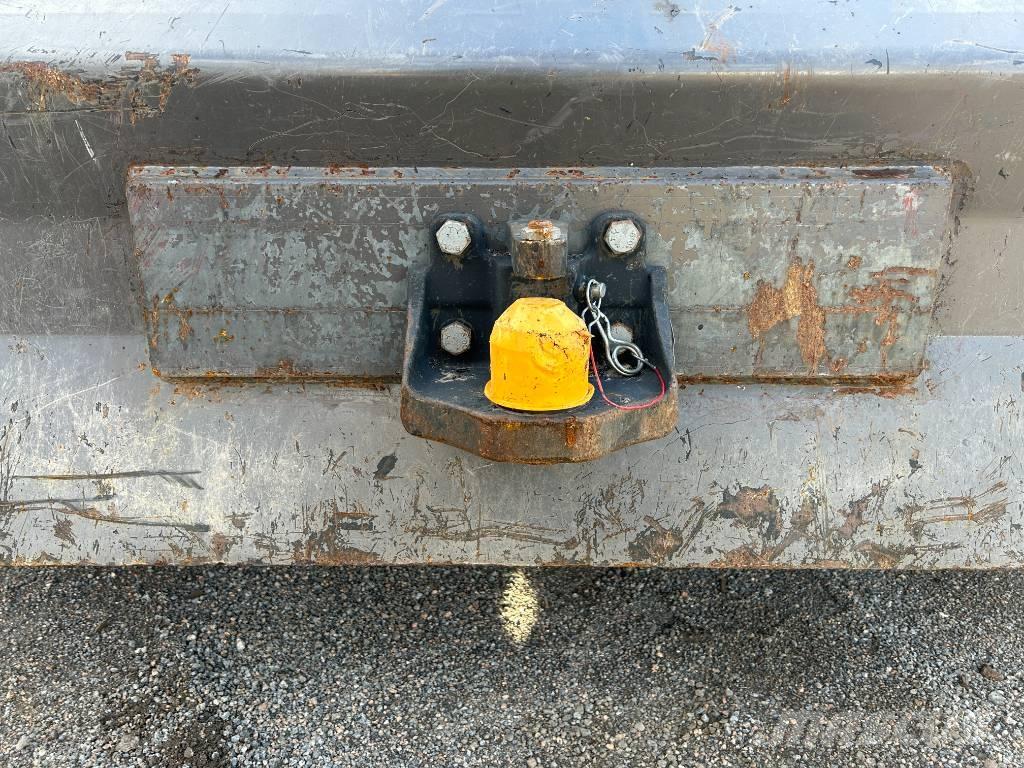 Volvo EWR130E Ekskavatori uz riteņiem