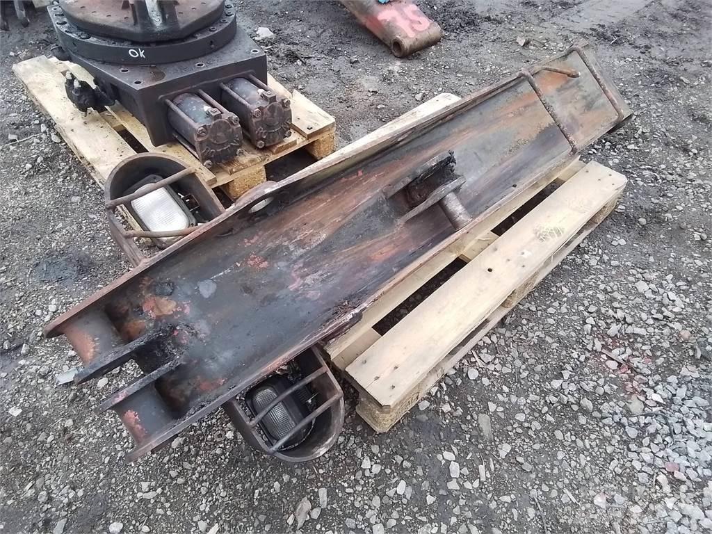 Rottne RG83 Krāni