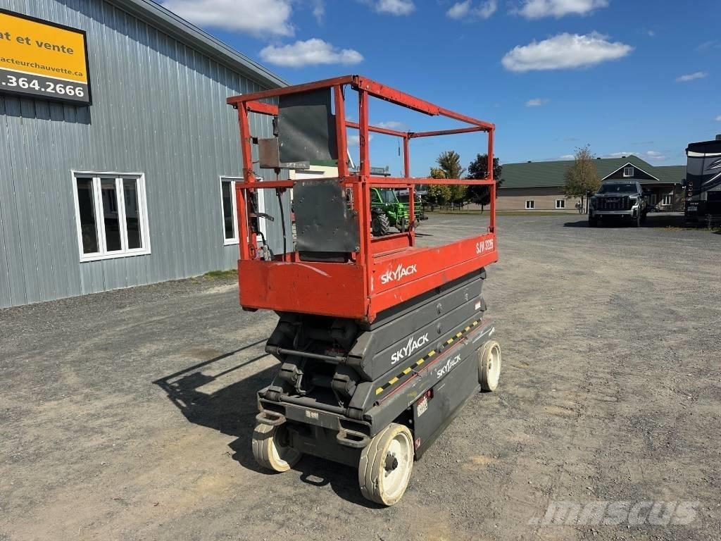 SkyJack SJ 3226 Šķerveida pacēlāji