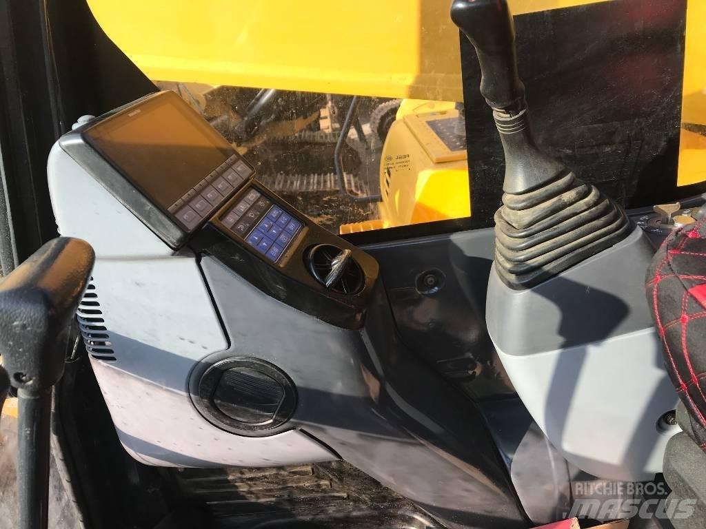 Komatsu PC 450 LC-8 Kāpurķēžu ekskavatori