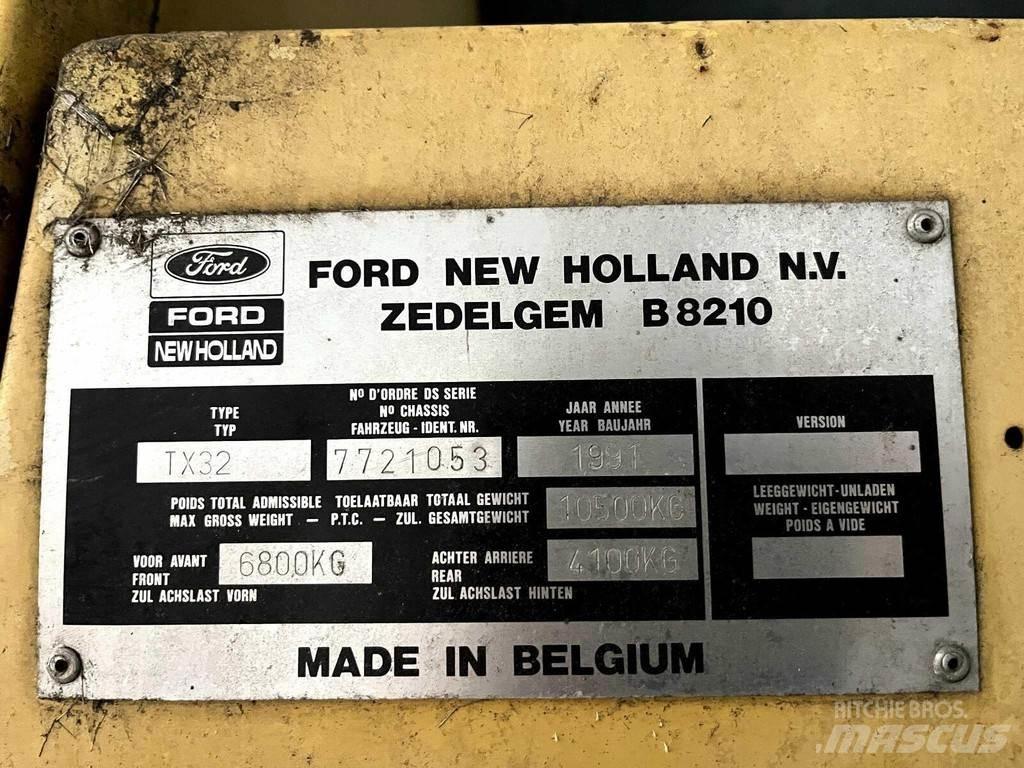 New Holland TX32 Ražas novākšanas kombaini