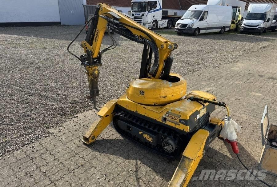 Brokk 110 Demontāžas ekskavators