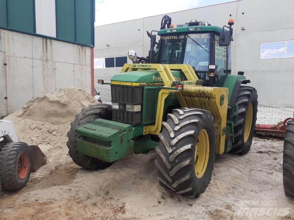 John Deere 7600 Traktori