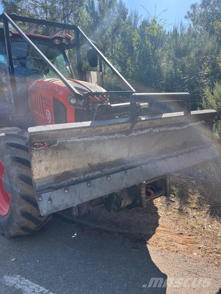 Kubota M 7153 Mežizstrādes traktori