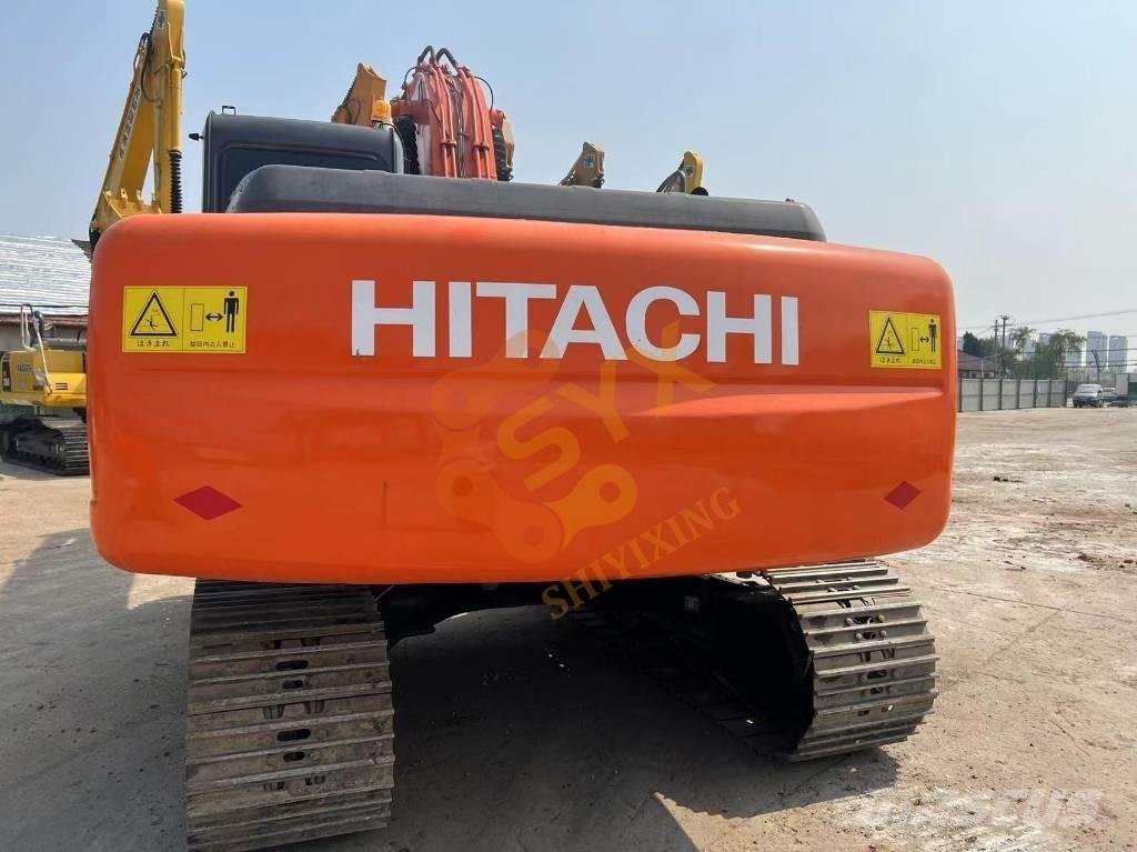 Hitachi ZX 210-3 G Kāpurķēžu ekskavatori