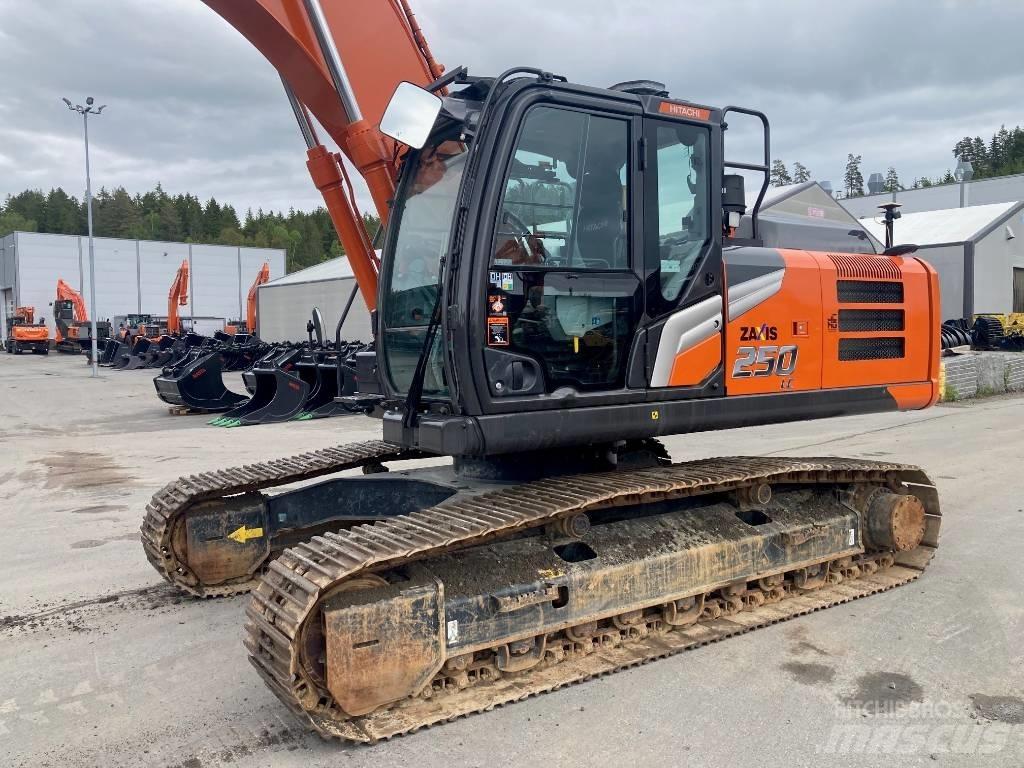 Hitachi ZX250LC-7 Kāpurķēžu ekskavatori