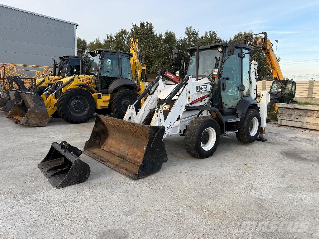 JCB 3 CX Ekskavatori-iekrāvēji