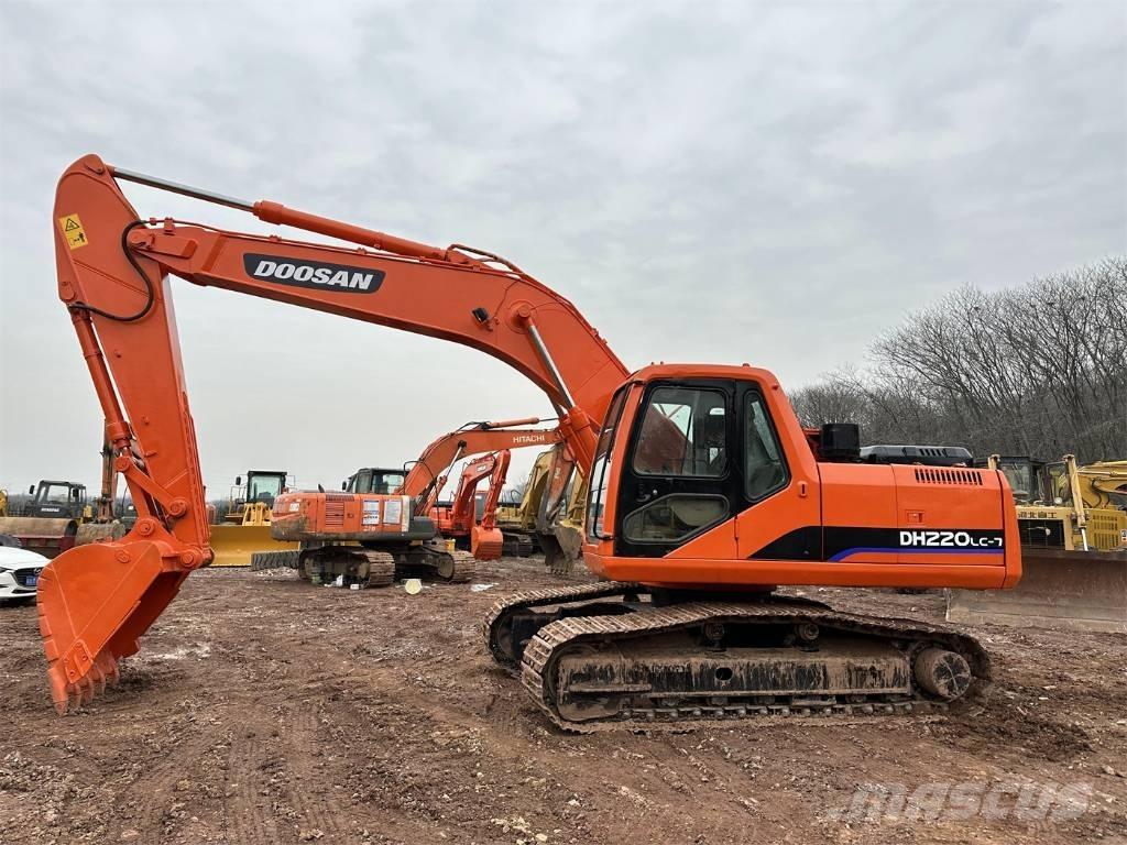 Doosan DH220-7 Kāpurķēžu ekskavatori