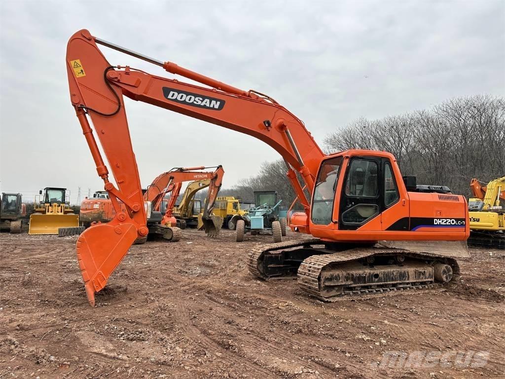 Doosan DH220-7 Kāpurķēžu ekskavatori