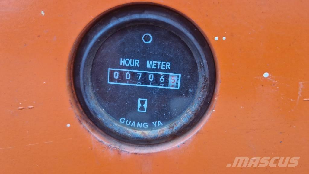 Dingli JCPT 1412 DC Šķerveida pacēlāji