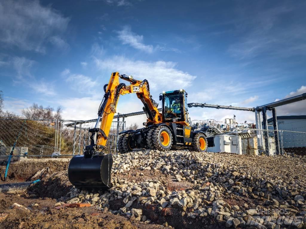 JCB Hydradig 110W Ekskavatori uz riteņiem