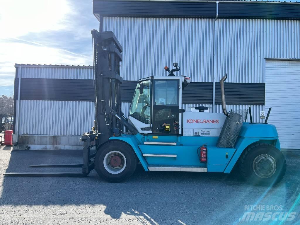 SMV 16-1200C Tehnika ar dīzeļa dzinēju