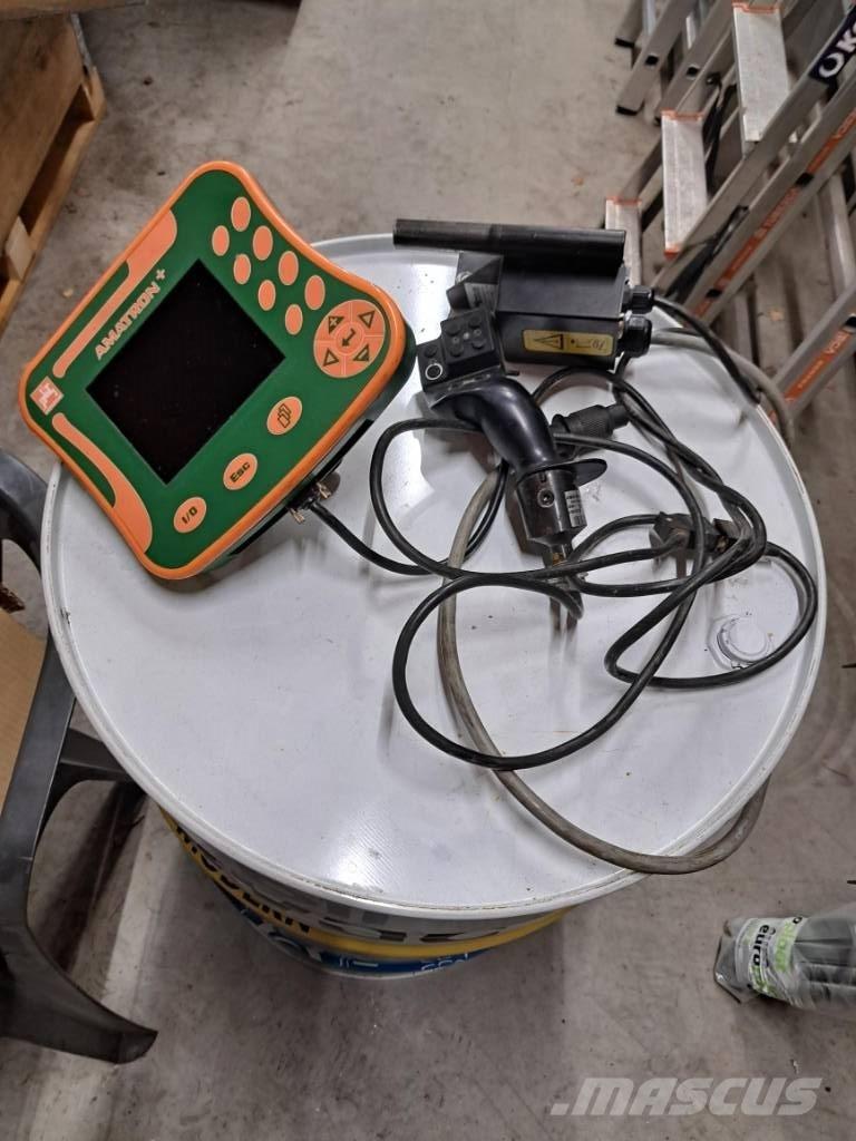 Amazone Ux 3200 20m Piekabināmie smidzinātāji(miglotāji)