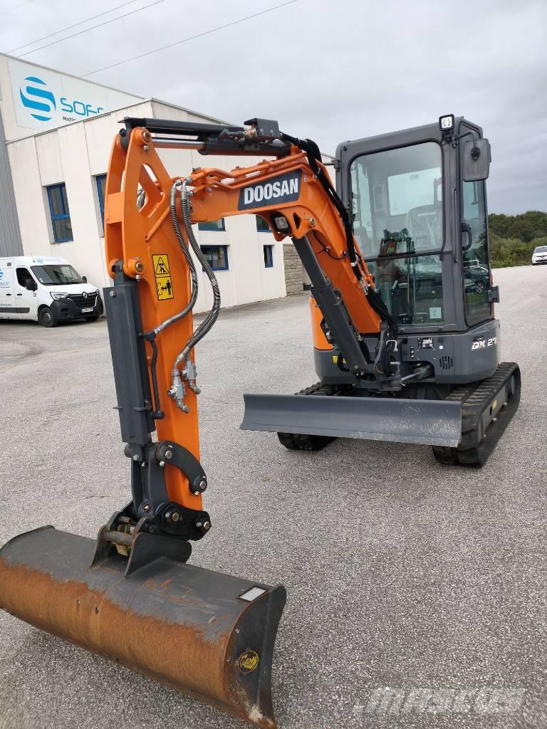 Doosan DX 27 Z Mini ekskavatori < 7 t