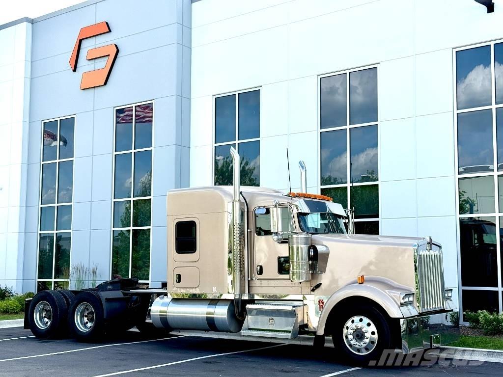 Kenworth W 900 Vilcēji