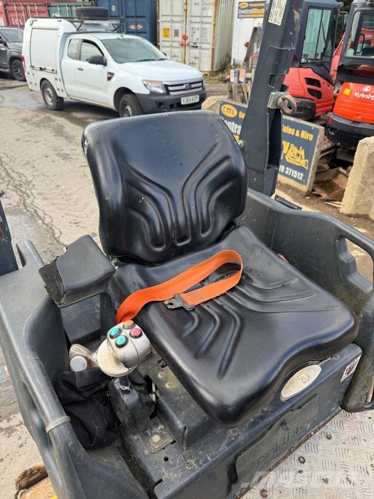 Bomag BW 120 AD-5 Divvalču grunts veltņi