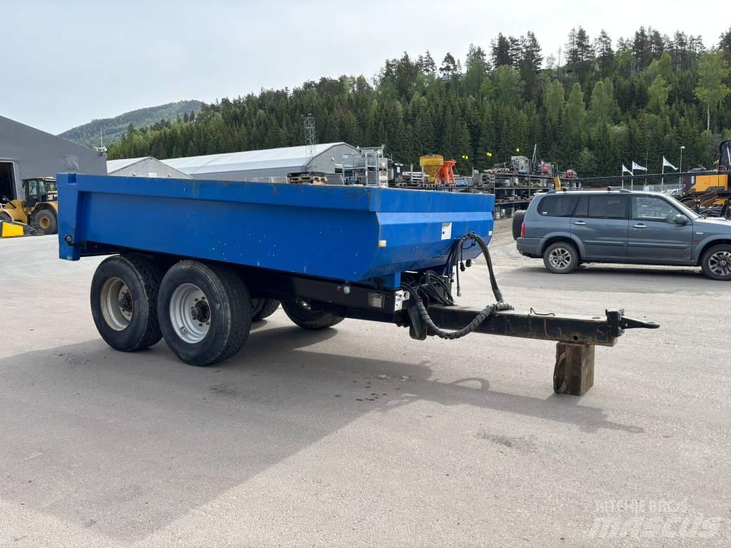  SOLD ! Gigant GD3-11 Treileri-pašizgāzēji