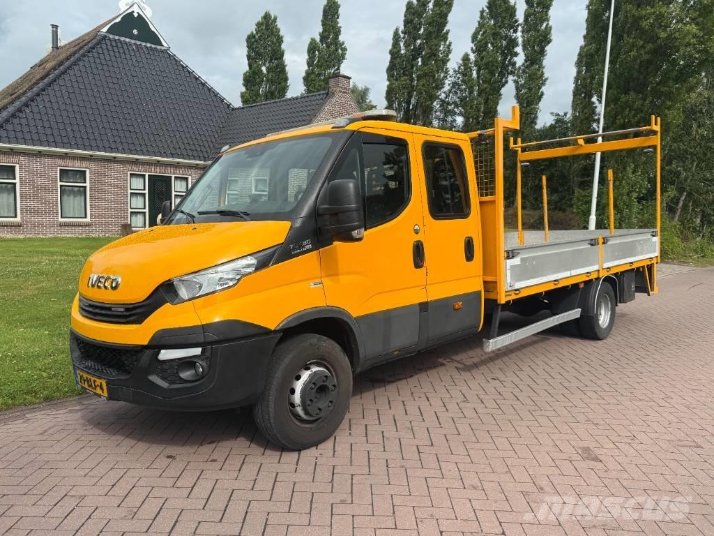 Iveco Daily Vieglais kravas automobilis/izkraušana no sāniem