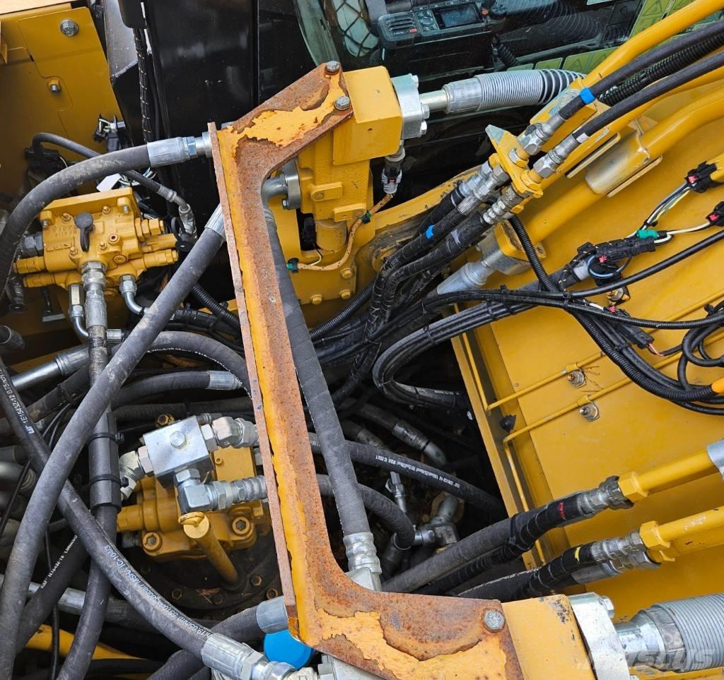 CAT 320 Kāpurķēžu ekskavatori