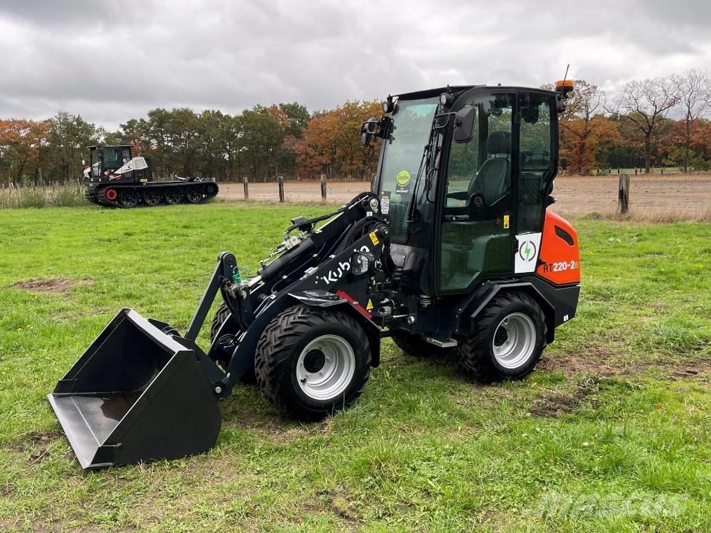 Kubota RT220-2e Iekrāvēji uz riteņiem
