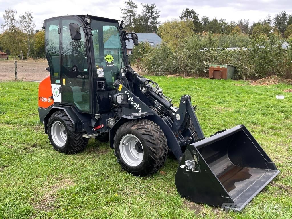 Kubota RT220-2e Iekrāvēji uz riteņiem
