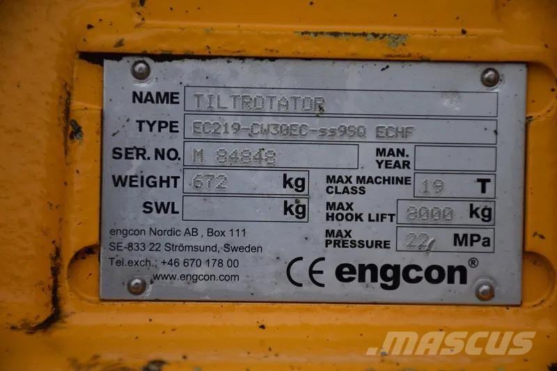 CAT M316F Ekskavatori uz riteņiem