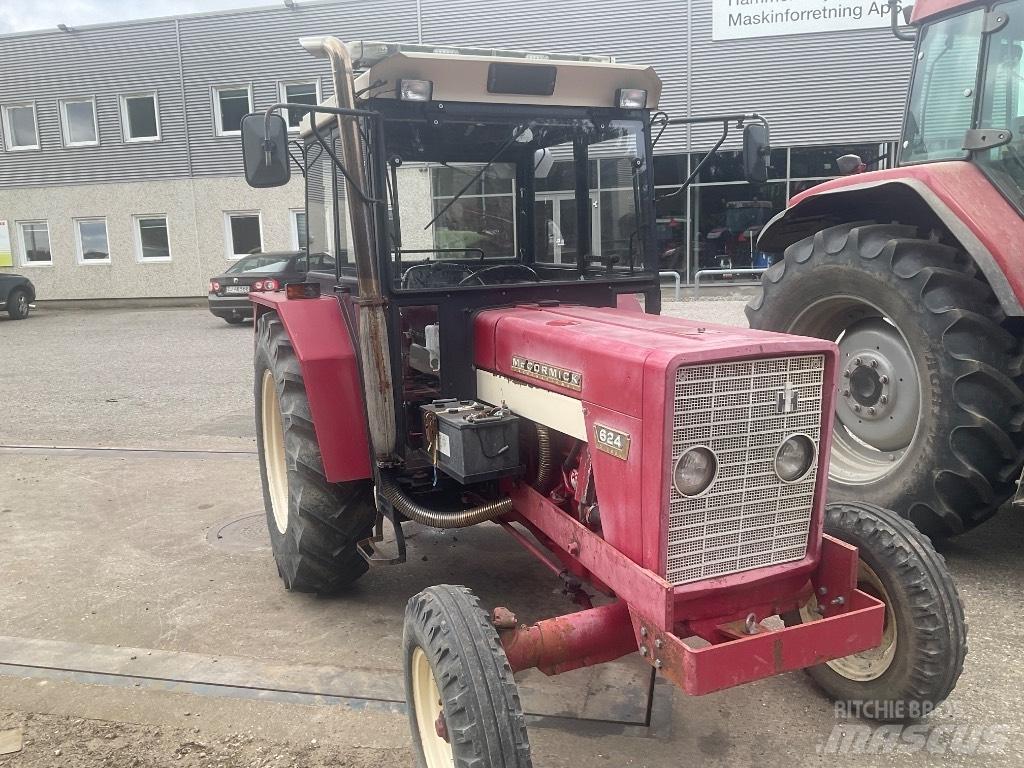IH 624 Traktori