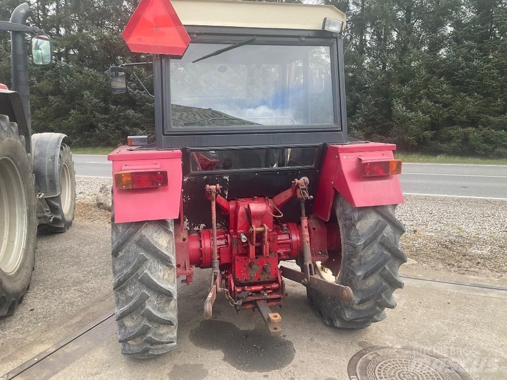 IH 624 Traktori
