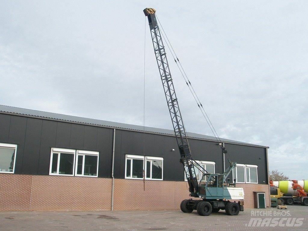 Sennebogen S611M Visurgājēji celtņi
