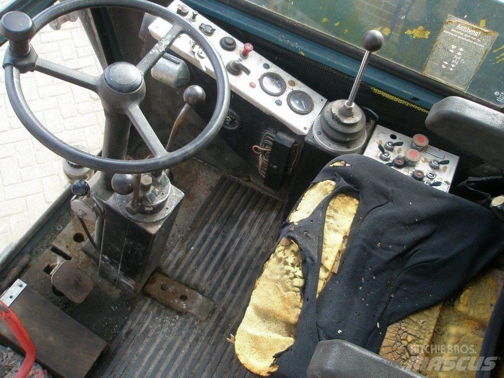 Sennebogen S611M Visurgājēji celtņi