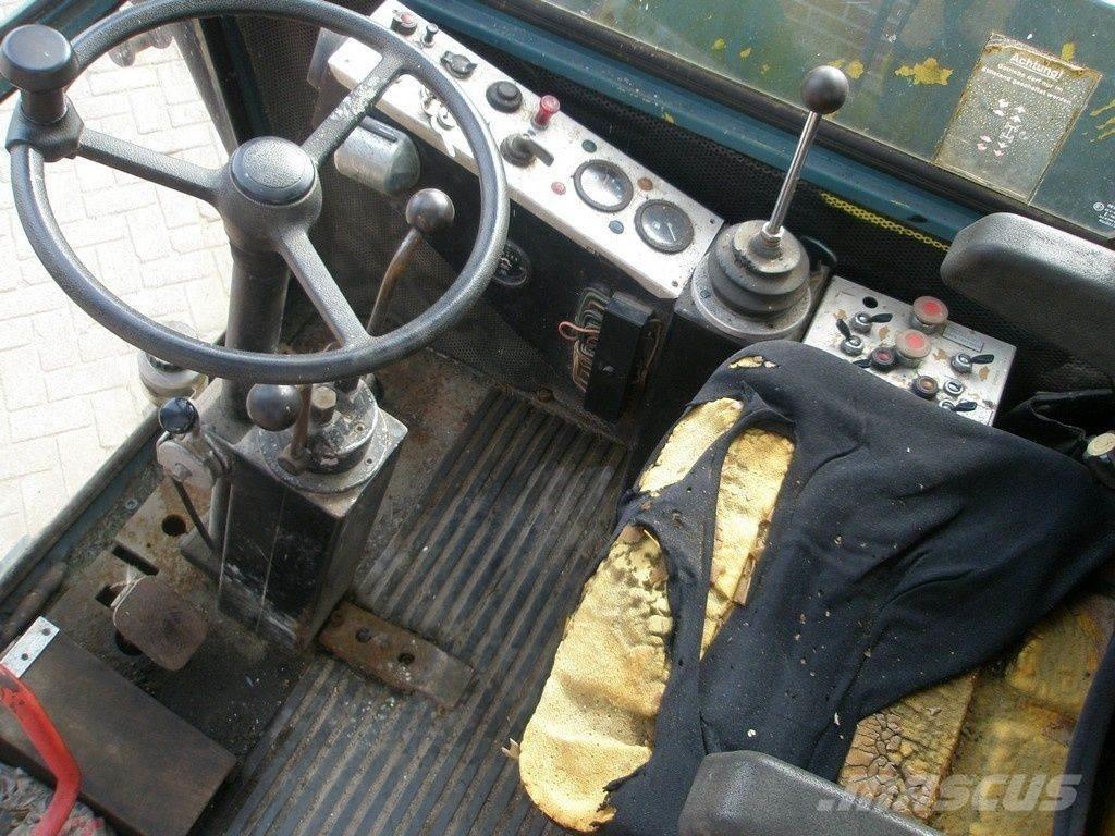 Sennebogen S611M Visurgājēji celtņi