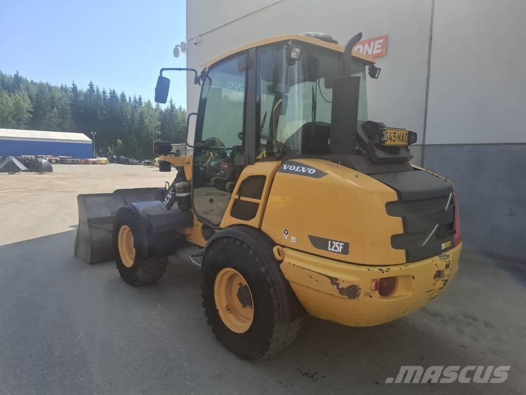 Volvo L 25 F-P Iekrāvēji uz riteņiem